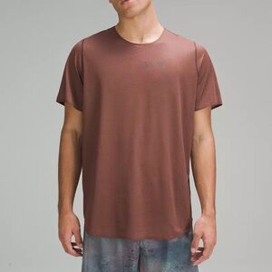 lululemon lab Grid Mesh Training T-Shirt
Graphic